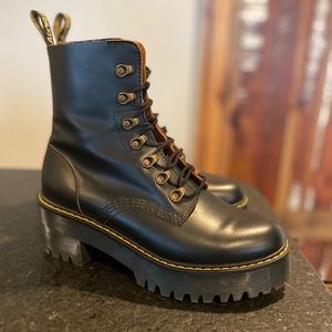 Dr. Marten LEONA WOMEN'S VINTAGE SMOOTH LEATHER HEELED BOOTS